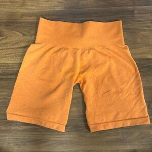 NVGTN seamless shorts